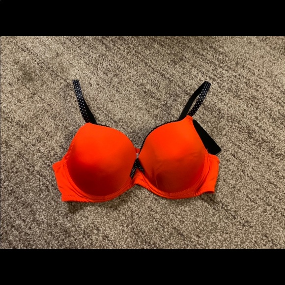 Bra-Red soft cup bra, NWT, New With Tags, 36C - Picture 9 of 13